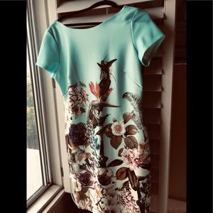 Super summery wedding guest dress- Never wore it!